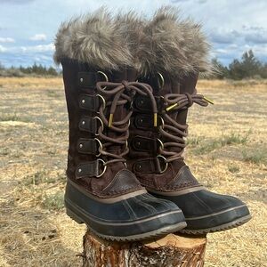 Sorel Joan of Arctic waterproof boots in plum color